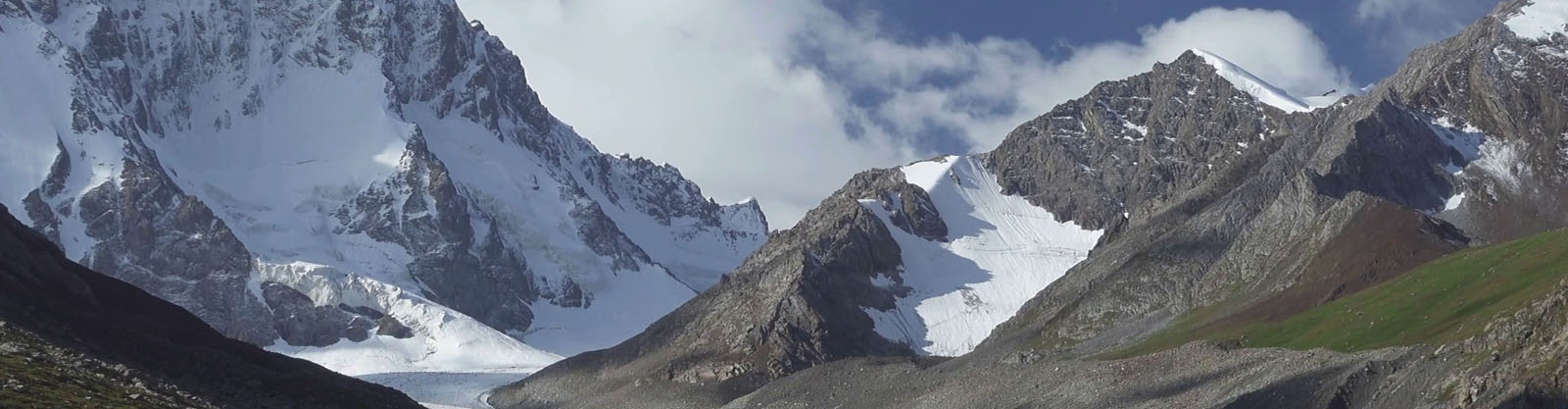 tian-shan-mountain-trekking-banner