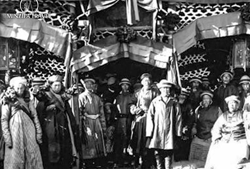 One Dungan-Uzbek Family