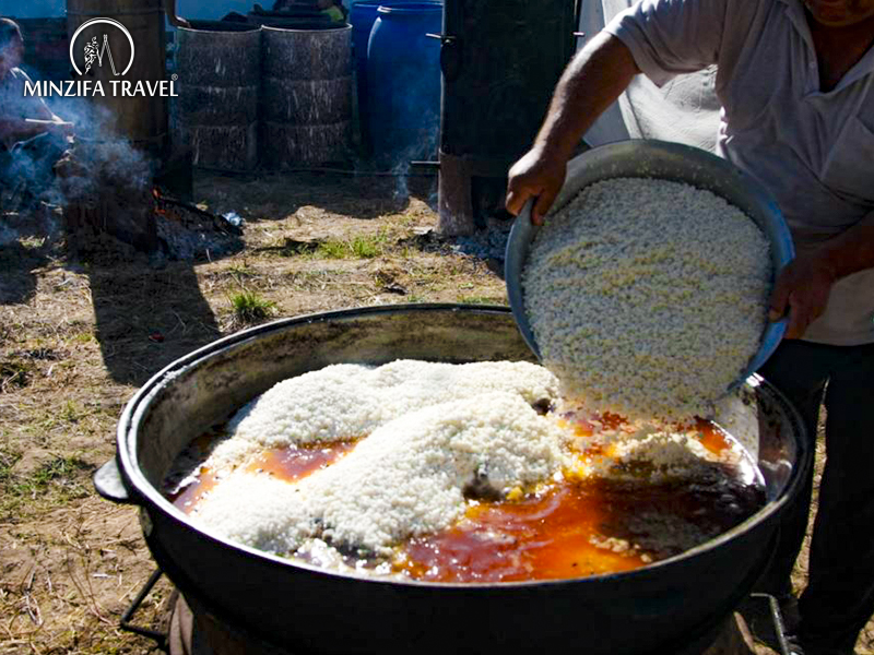 Morning pilaf is one of the old and obligatory Uzbek rituals