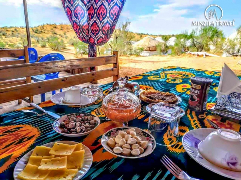 yurt-camp-aydarkul1